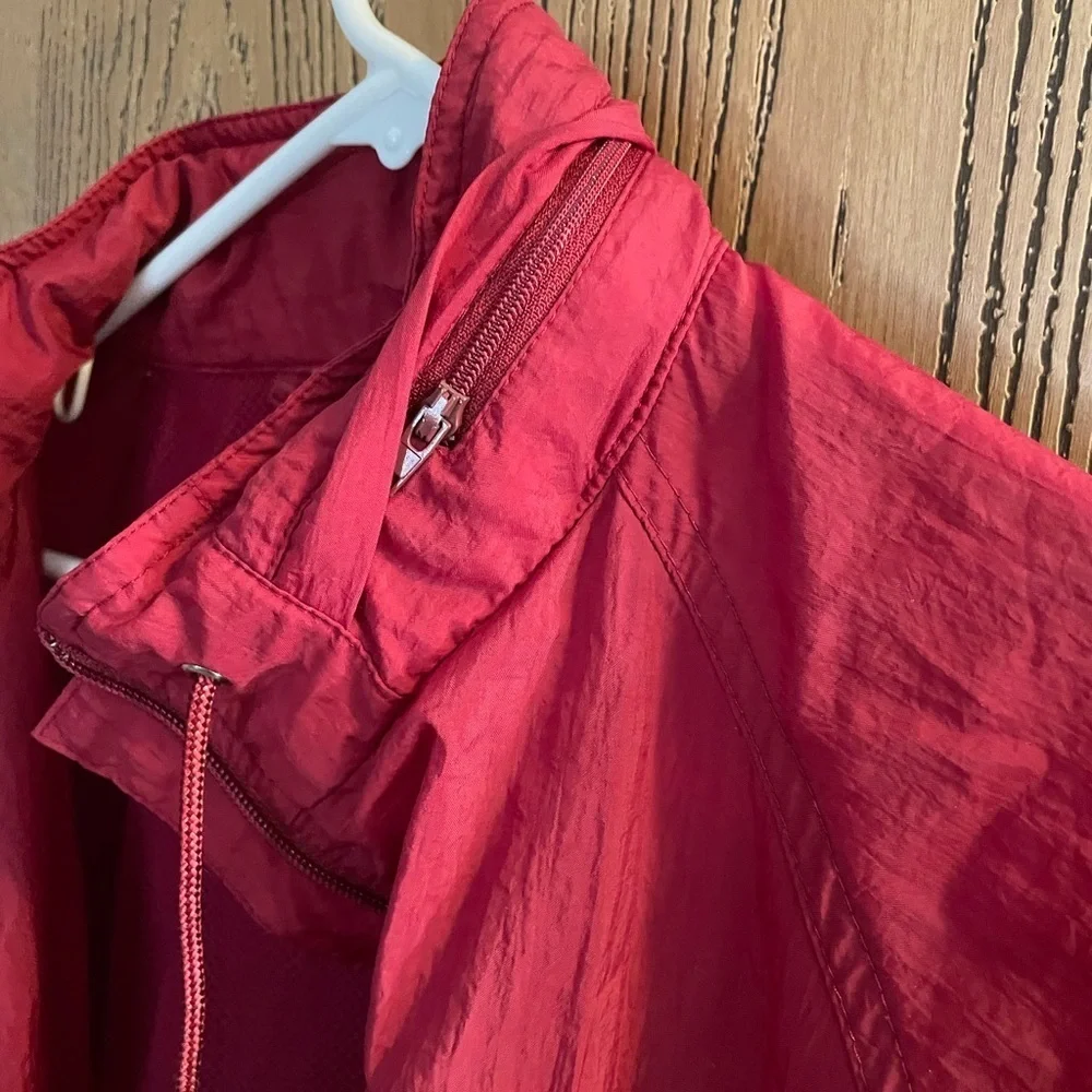 Vintage Reebok Maroon Nylon Windbreaker w/ Hide-away hood zip up - Picture 10 of 10